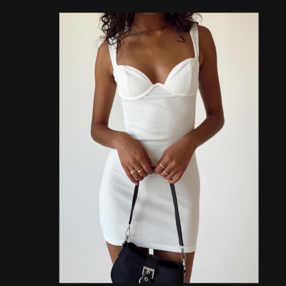 Princess Polly-White Dress-Bodycon-Size 4